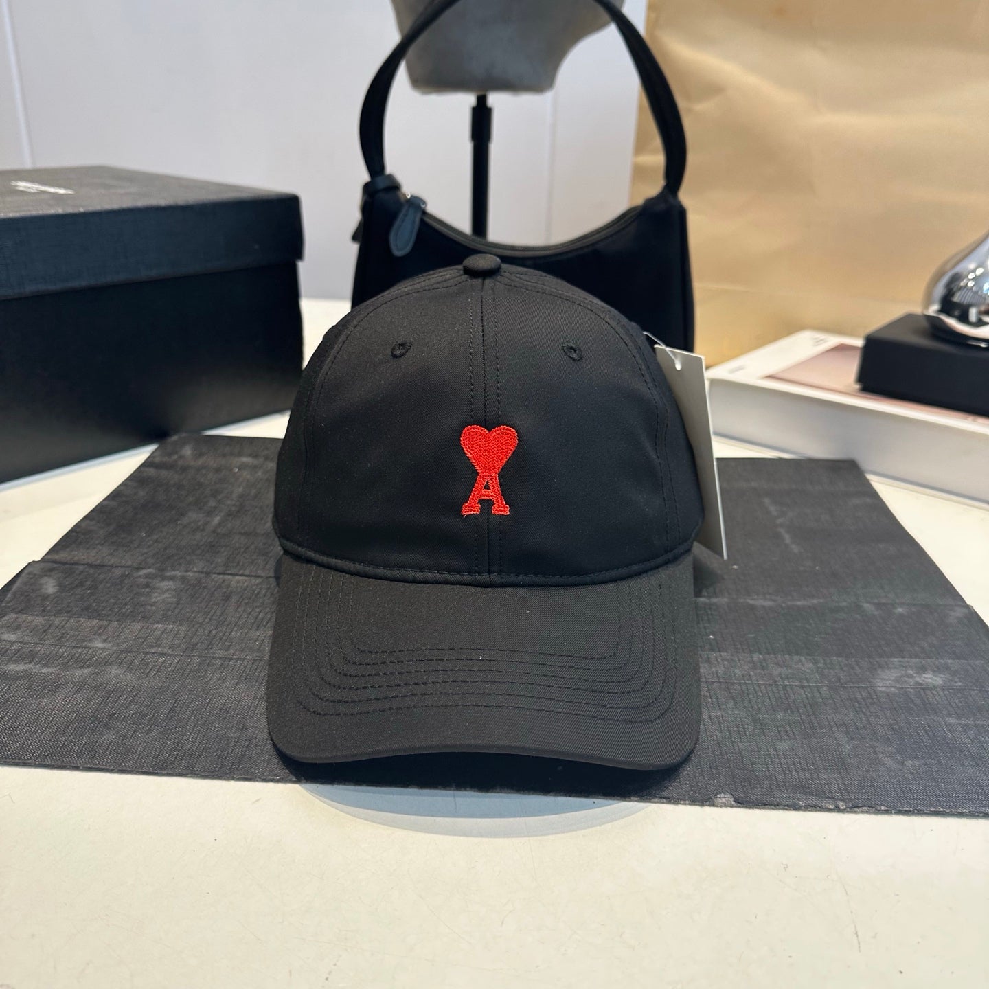 Heart Embroidered Cotton Baseball Cap — Black