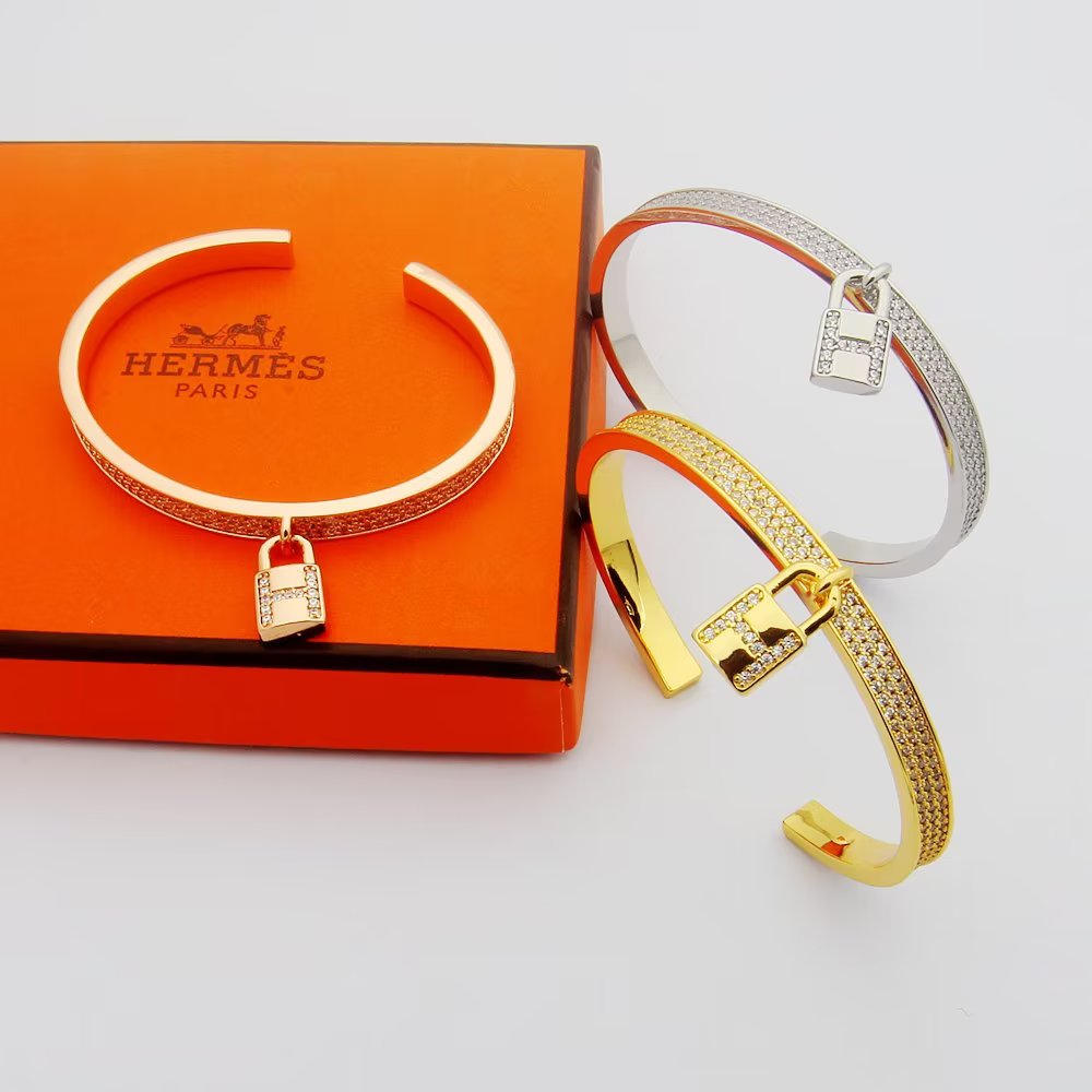 18K Kelly Hermes Lock Vintage Hermes Bracelet