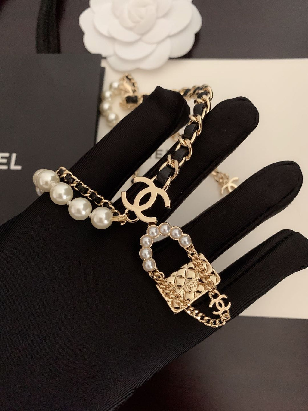 18K  Chanel Pearl Leather Bag Pendant Necklace